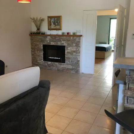 Villa Avec Jardin Quartier Malbosc *